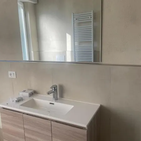Casa Mina 拉瓦尼亚